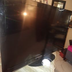 47 Or 50 Inch LG  TV Cheap Holiday Gift 