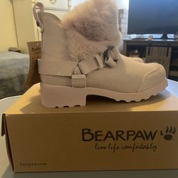 Women’s Pale Pink BearPaw suede Boots Roxy Sz 8