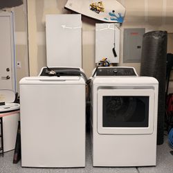 GE Washer And Dryer Combo