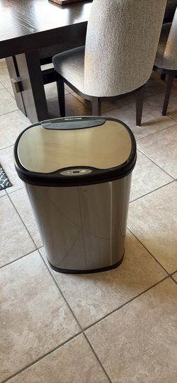 Home Trash Can