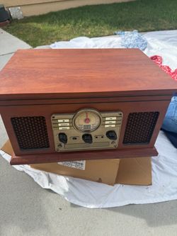 Victrola Record Player