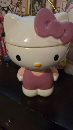 Hello kitty cookie jar