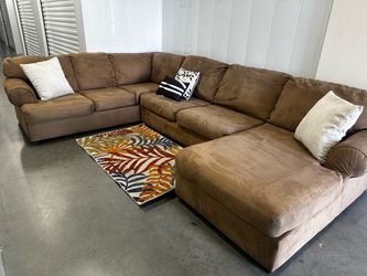 3PC BROWN SECTIONAL COUCH W/ FREE DELIVERY