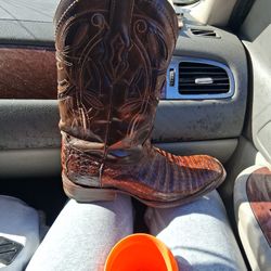 Men's Size 8.5 Cowboy Boots Best Offer