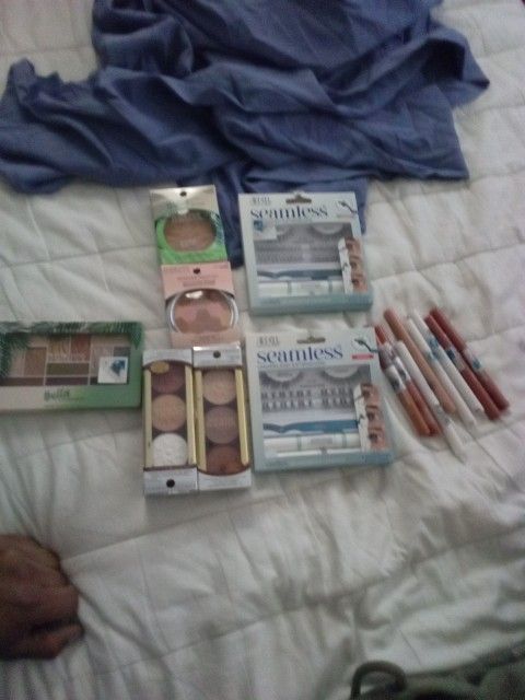 Make Up