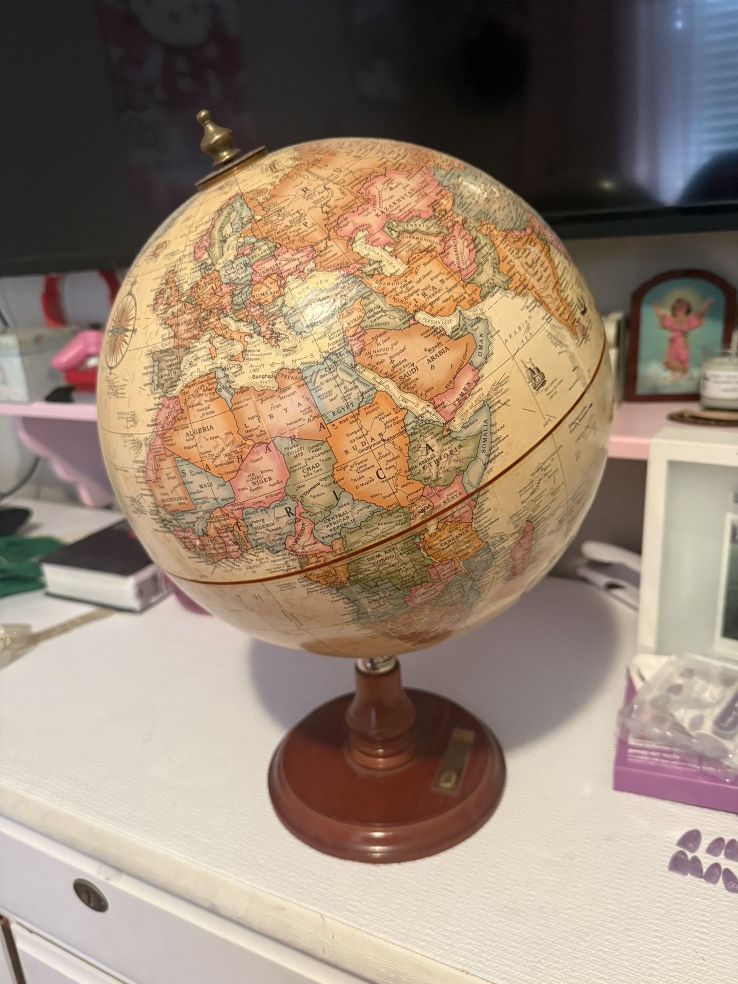 Globe
