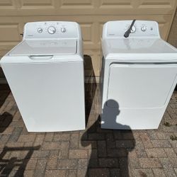 Like New Hotpoint Washer/Dryer. No Issues. 