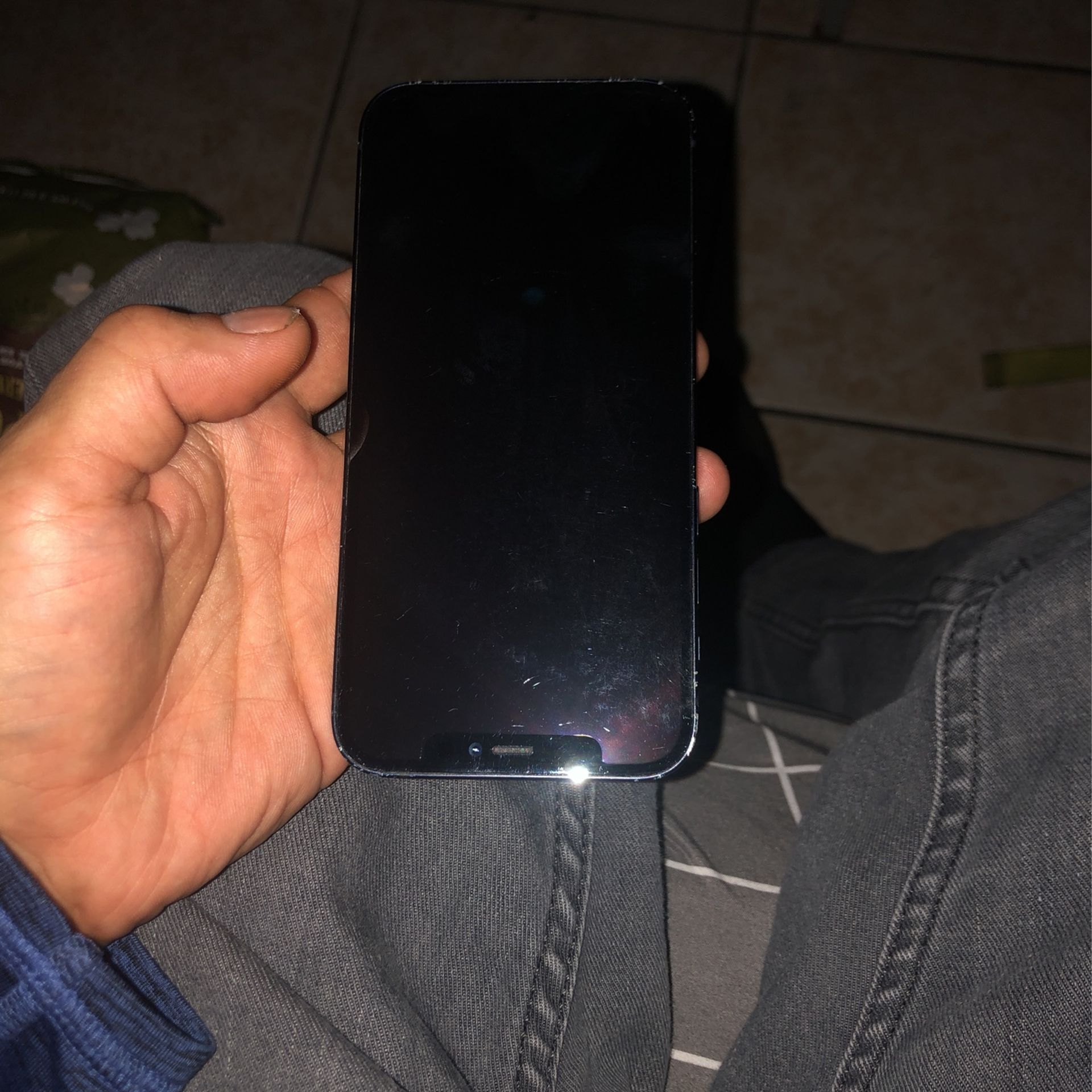 iPhone 10 ( Parts Only)