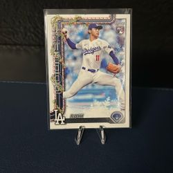 2025 Topps Roki RC Holiday 
