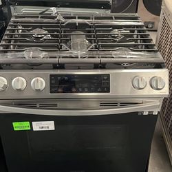 SAMSUNG NX60TSS 30-in 6-cu ft Stove Range G7AR