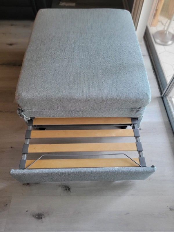 IKEA TWIN SIZE FUTTON - Ottoman