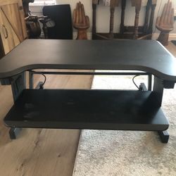 Retractable Computer Desk