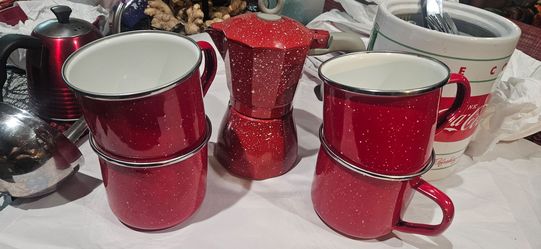 Camping Coffee cups and mugs red