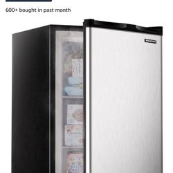 Upright freezer