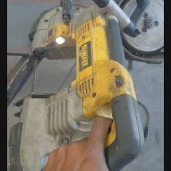 DeWalt Band saw 