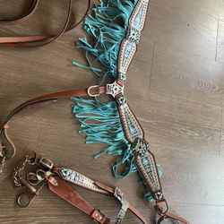 Showman Tack Set 