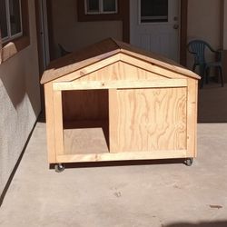 Wood Dog House