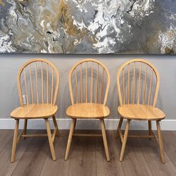 THREE Oak Maple Wood Spindle Dining Table Chairs Kitchen Table Chairs
