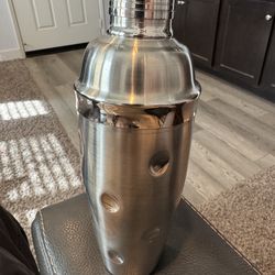 Stainless steel 3 piece cocktail shaker