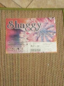 Shaggy collection lime green rug