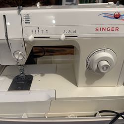 Singer Sewing Machine