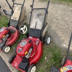 Self Propelled Lawn Mower Runs Great 