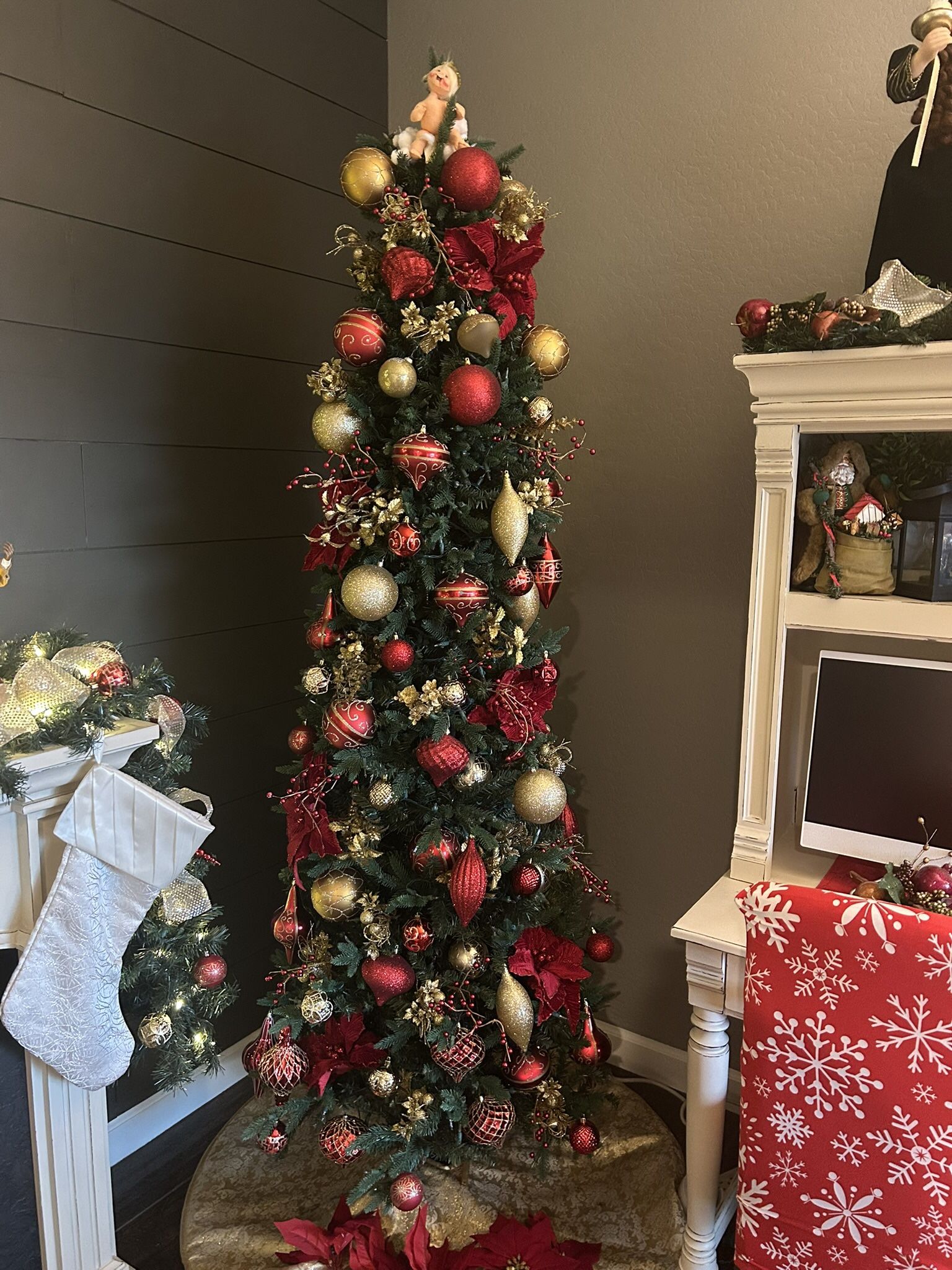 Skinny Christmas Tree With All The Ornaments