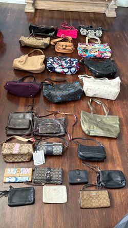 Coach Lot ( All Authentic ) Price Range 40-150$
