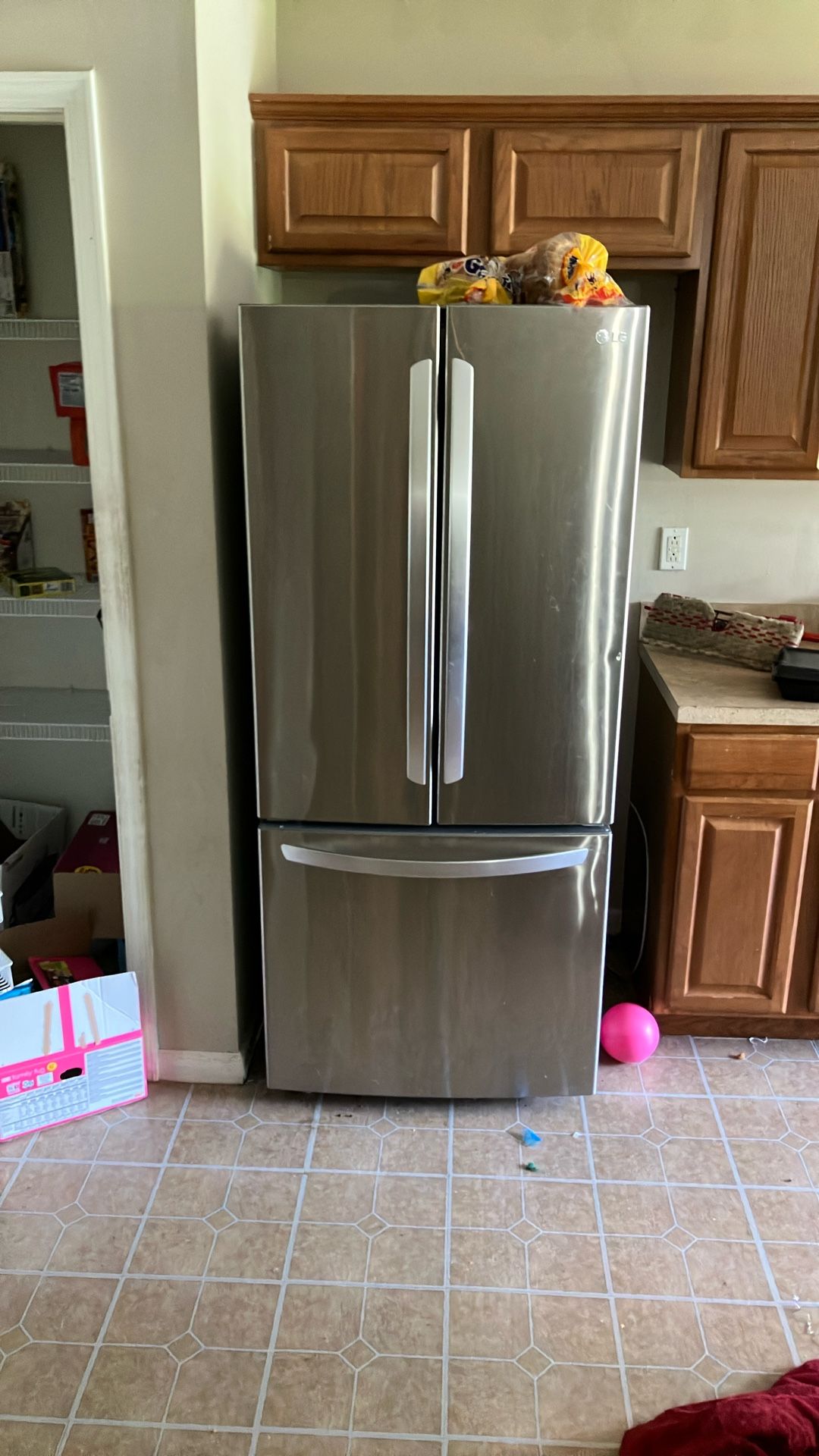 Refrigerator “”LG””