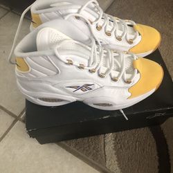 Kobe Reebok Question Mids Size 9.5 Basketball Shoes “Yellow Toe”