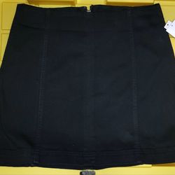 New Ladies Black Skirt