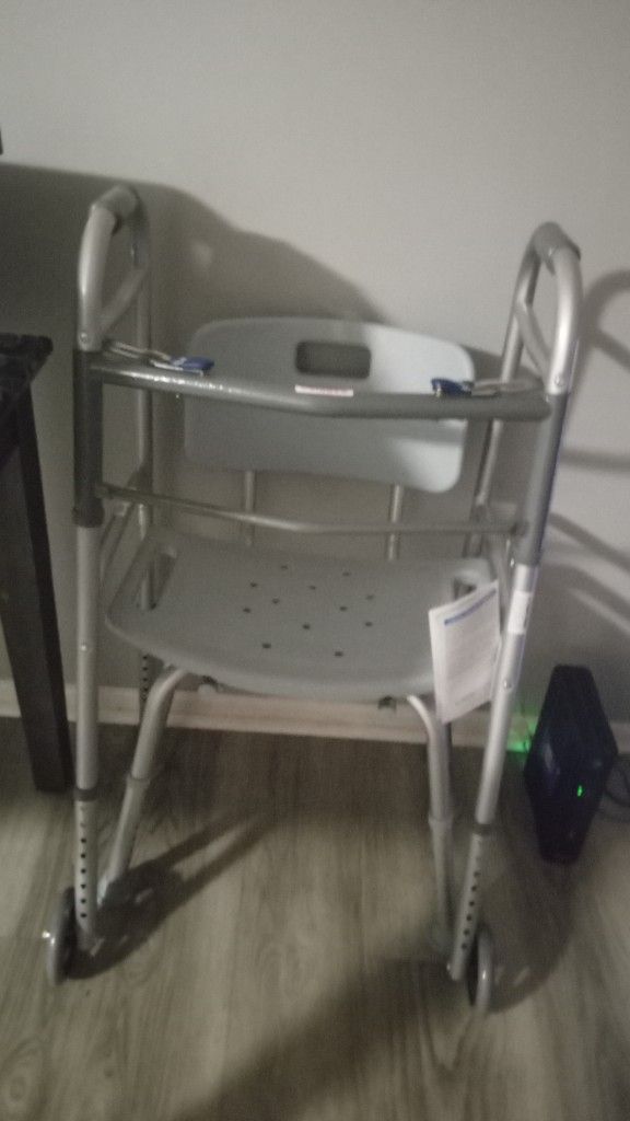Walker and Seat For The Bathtub To Bath In