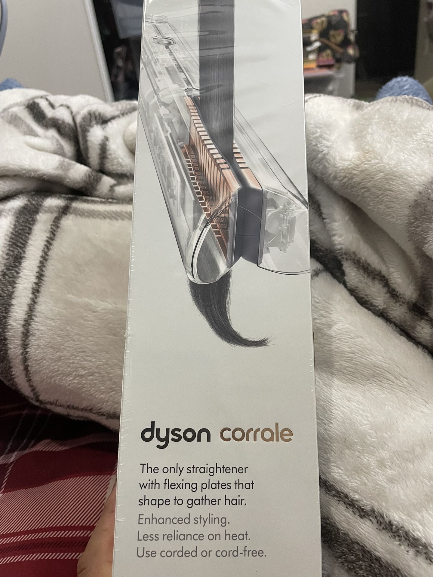 Dyson Corrale