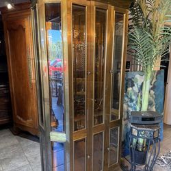Master craft Beautiful Brass Am Glass Display Cabinet