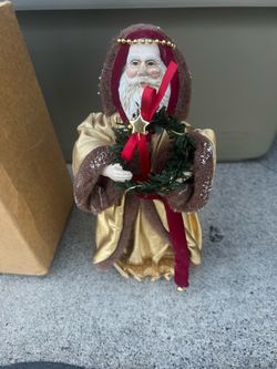 Decorative Santa Claus Christmas Figurine