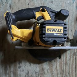 Dewalt Circular saw