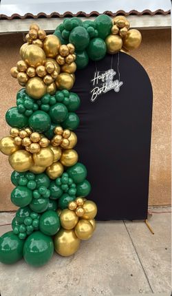 METAL ARCH AND BALLOON GARLAND