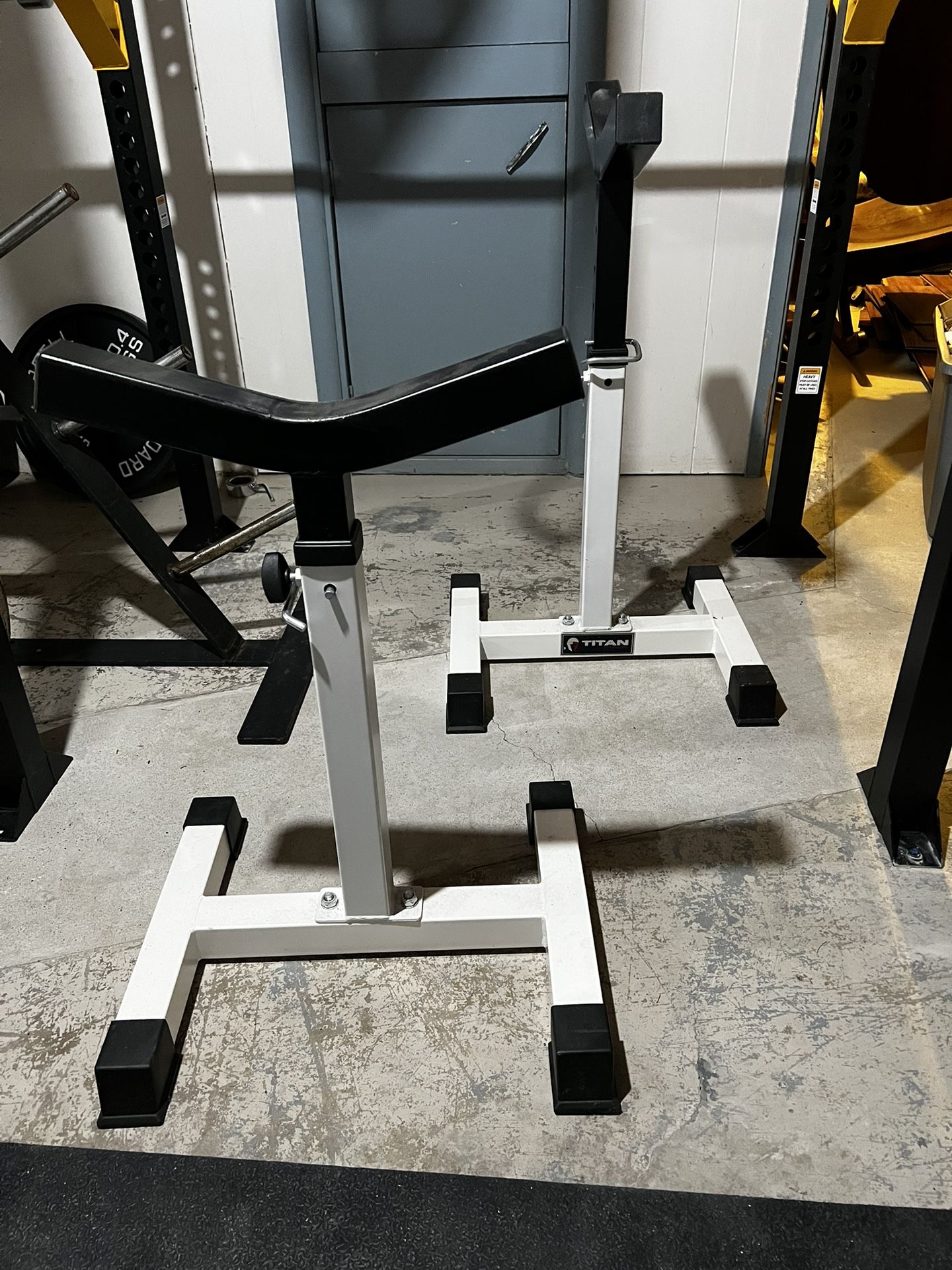 Titan Spotter Stands