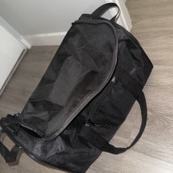Black Duffle Bag 