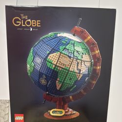 Lego Ideas “The Globe” 21332 (FACTORY SEALED)