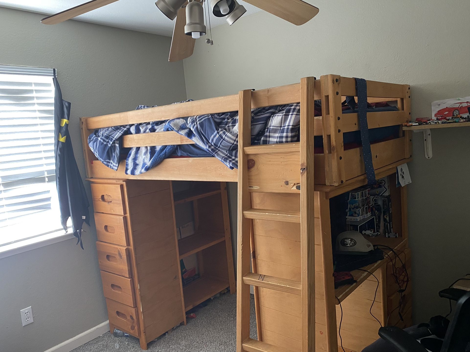 Twin Bunk Bed