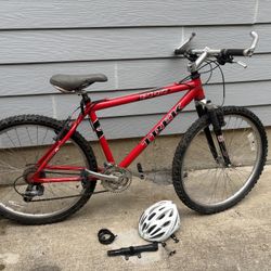 24 Speed Men’s Trek Mountain Bike