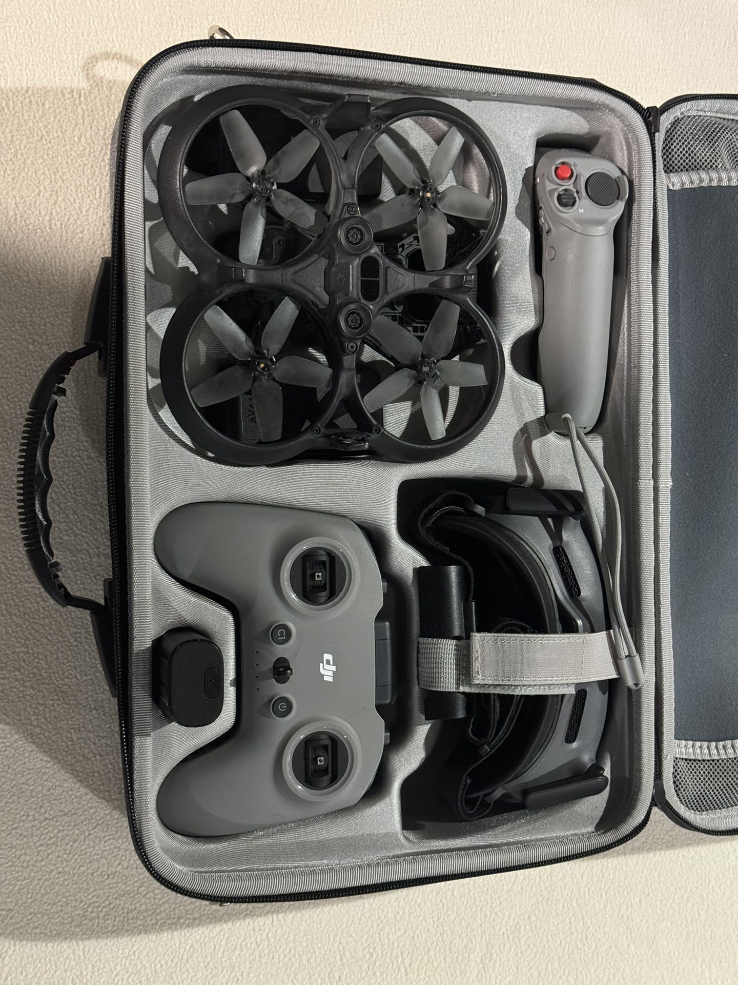 Dji avata Fly More Combo