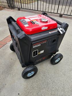 GAS PORTABLE GENERATOR PREDATOR 9500 W 120 V 240 V SUPER QUIET 3 MONTHS USED,ON WHEELS FOR EASY TRANSPORTATION FULL TUNE UP COMPLETE ENGINE ON BOTTOM 