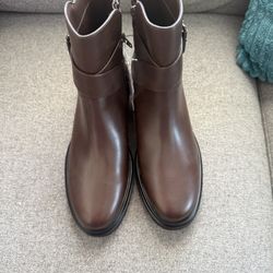 Women Size 11 Nuevas 