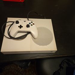 Xbox One With Controller, power Cable  And HDMI Cable