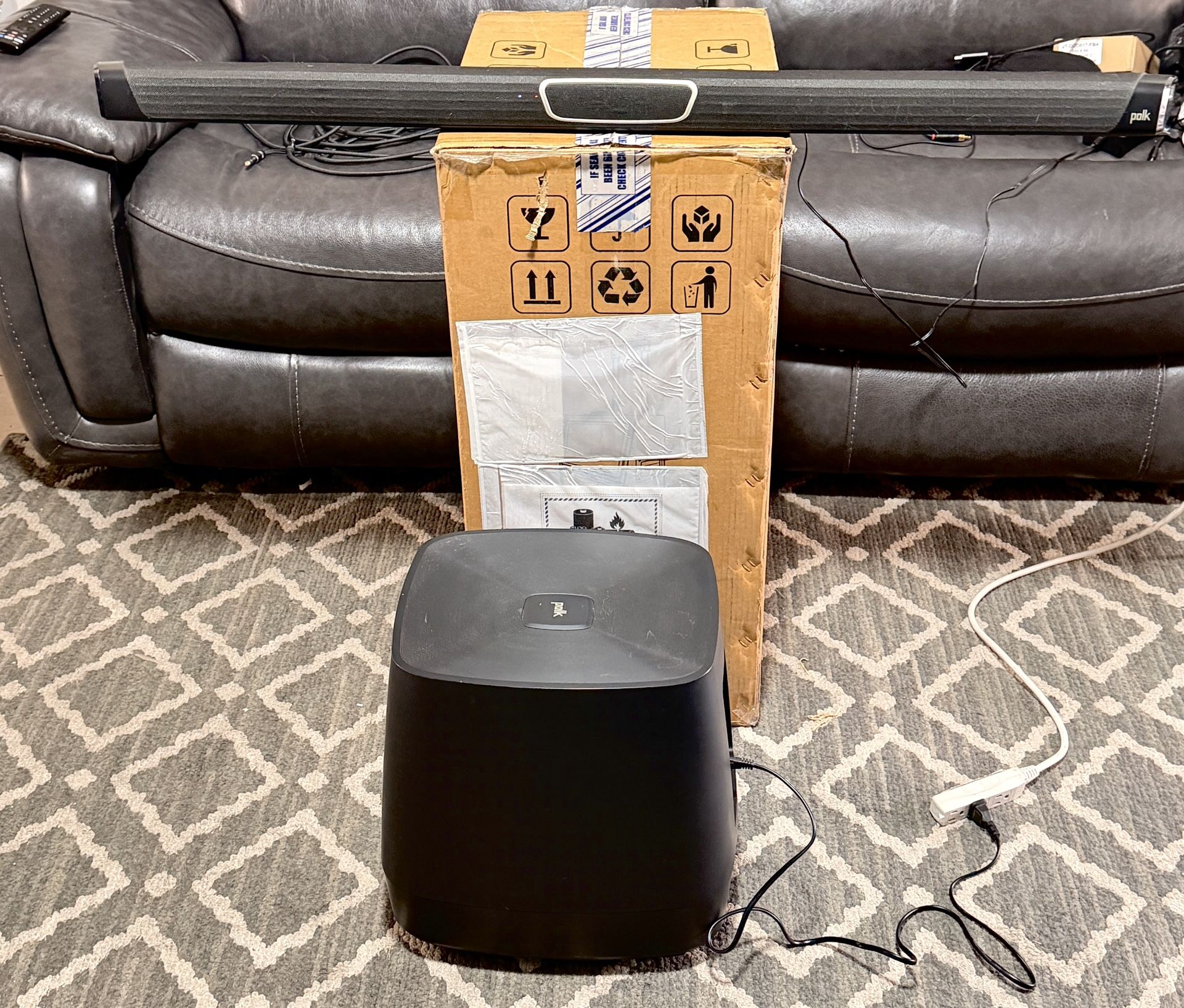 Polk Audio MagniFi MAX AX SR Powered 5.1.2-channel sound bar and wireless subwoofer system with Wi-Fi, Bluetooth , Apple AirPlay 2, DTS:X and Dolby At