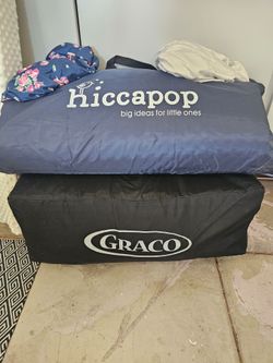 Graco pak n play with Hicapop mattress