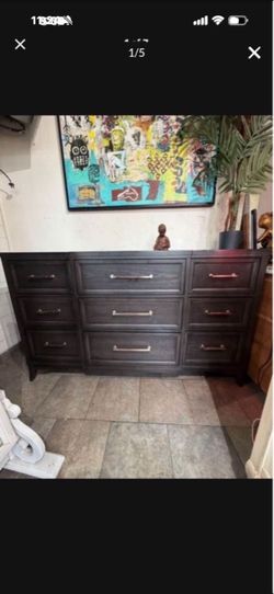 Beautiful antique well-made Dresserr nine drawers perfect