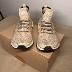 Adidas Ultra Boost ATR Mid Trace Khaki US 8.5 M
